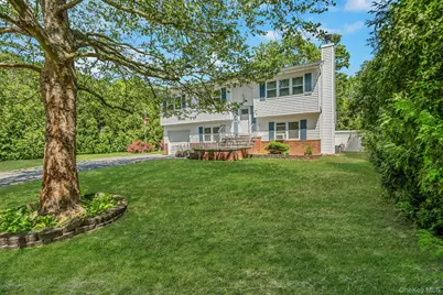 15 Peters Lane, Port Jefferson Station, NY 11776 - Photo 12