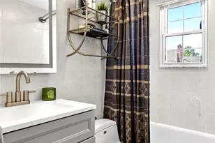 288 Arlington St, Mineola, NY 11501 - Photo 12