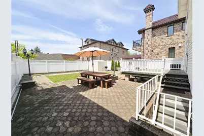 15-38 150th St, Whitestone, NY 11357 - Photo 20