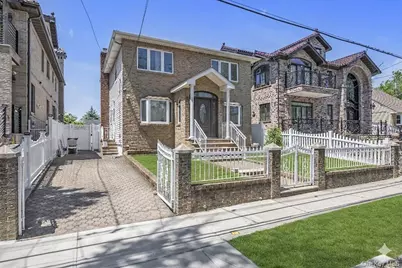 15-38 150th Street, Whitestone, NY 11357 - Photo 2