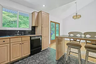 24 Virginia Ln, Thornwood, NY 10594 - Photo 10