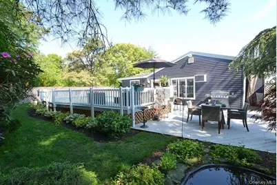 66 Singingwood Drive, Holbrook, NY 11741 - Photo 20