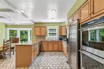 62 Larch Hill Road, Lawrence, NY 11559 - Photo 12