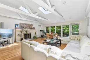 62 Larch Hill Rd, Lawrence, NY 11559 - Photo 8
