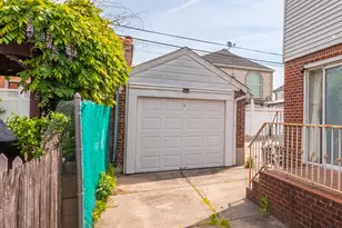 75-75 180th St, Fresh Meadows, NY 11366 - Photo 40