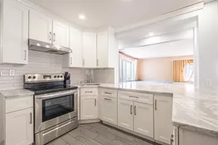 75-75 180th St, Fresh Meadows, NY 11366 - Photo 12