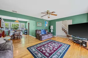 1335 August Rd, North Babylon, NY 11703 - Photo 12