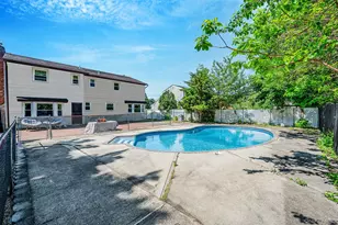 1335 August Rd, North Babylon, NY 11703 - Photo 8
