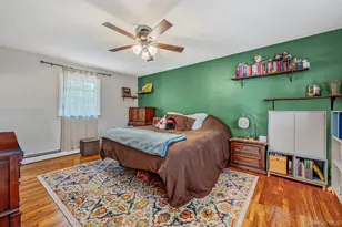 1335 August Rd, North Babylon, NY 11703 - Photo 26