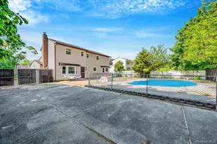 1335 August Rd, North Babylon, NY 11703 - Photo 6
