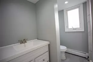 988 Westwood Rd, Woodmere, NY 11598 - Photo 30