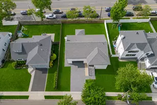 988 Westwood Rd, Woodmere, NY 11598 - Photo 40