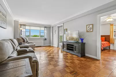 30 Lake Street #3J, White Plains, NY 10603 - Photo 1