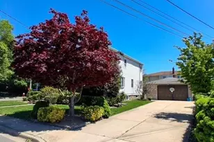 37 Acorn Pl, Lynbrook, NY 11563 - Photo 10