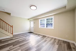 102 Hill Spur, Calverton, NY 11933 - Photo 6