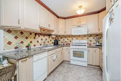 2265 Gerritsen Avenue #5C, Brooklyn, NY 11229 - Photo 2