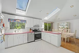 205 Halsey Ave, Jericho, NY 11753 - Photo 8