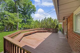205 Halsey Ave, Jericho, NY 11753 - Photo 16