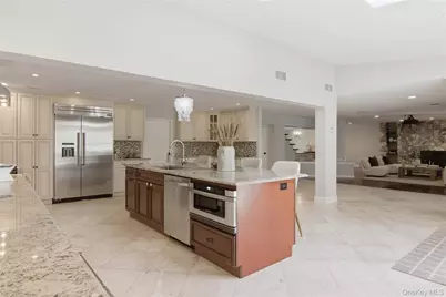 10 Stony Run Court, Dix Hills, NY 11746 - Photo 16