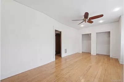 35 Jackson Street, New Rochelle, NY 10801 - Photo 10