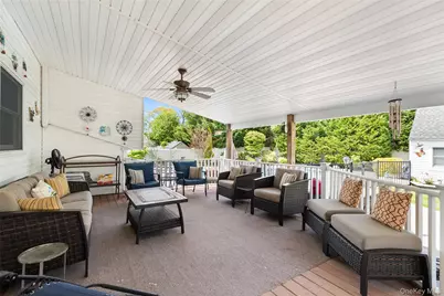 63 E Madison Street, East Islip, NY 11730 - Photo 22