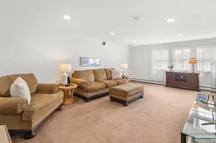 63 E Madison St, East Islip, NY 11730 - Photo 4