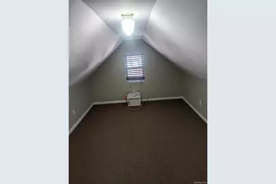 10506 Pinegrove Street #2nd fl, Jamaica, NY 11435 - Photo 6
