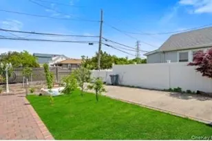 115 Bayswater, Inwood, NY 11096 - Photo 6