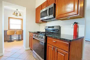 170 Montgomery St, Newburgh, NY 12550 - Photo 24