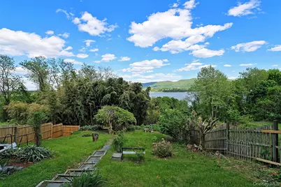 170 Montgomery Street, Newburgh, NY 12550 - Photo 28