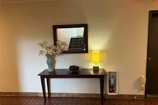 450 Pelham Rd, New Rochelle, NY 10805 - Photo 2