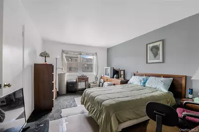 450 Pelham Road #2E, New Rochelle, NY 10805 - Photo 12