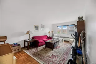 450 Pelham Rd, New Rochelle, NY 10805 - Photo 6