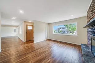 5 Cheryl Ln, North Babylon, NY 11703 - Photo 14