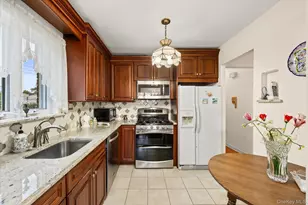 64-32 77th Pl, Middle Village, NY 11379 - Photo 22