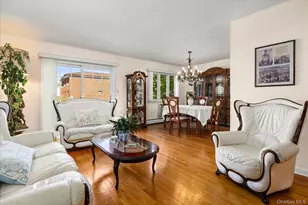 64-32 77th Pl, Middle Village, NY 11379 - Photo 18
