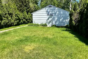 47 Norwich St, Huntington Station, NY 11746 - Photo 26