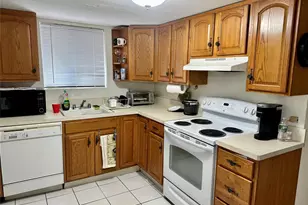 47 Norwich St, Huntington Station, NY 11746 - Photo 22