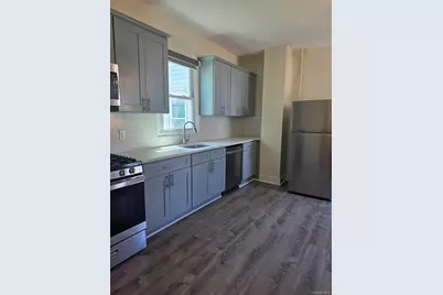 291 Uniondale Avenue, Uniondale, NY 11553 - Photo 2