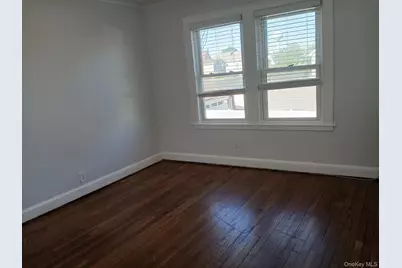 666 Willis Avenue, Williston Park, NY 11596 - Photo 6
