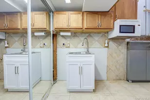 90-10 69th Ave, Forest Hills, NY 11375 - Photo 30