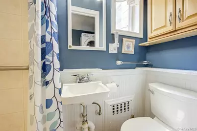 90-10 69th Avenue, Forest Hills, NY 11375 - Photo 16