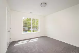 158 Mt Vernon Ave, Patchogue, NY 11772 - Photo 8