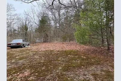 171 Stony Hollow Road, Greenlawn, NY 11740 - Photo 2