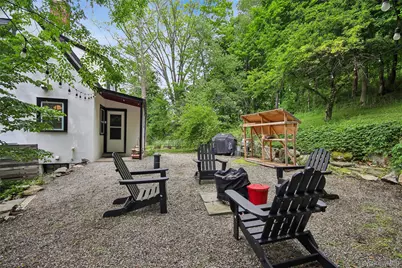 106 Broadway, Hopewell Junction, NY 12533 - Photo 18