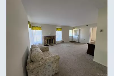 491 Stratford Lane, Ridge, NY 11961 - Photo 4