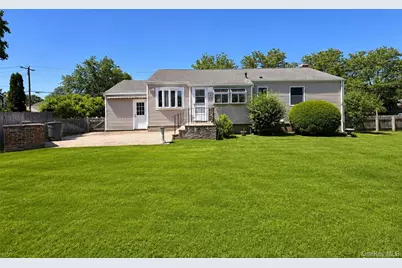 16 Clay Pitts Road, Greenlawn, NY 11740 - Photo 20