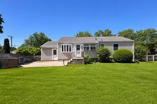 16 Clay Pitts Rd, Greenlawn, NY 11740 - Photo 20