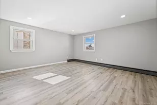 28 Candle Ln, Levittown, NY 11756 - Photo 6