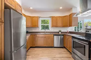 225 Walker Ave, Patchogue, NY 11772 - Photo 16